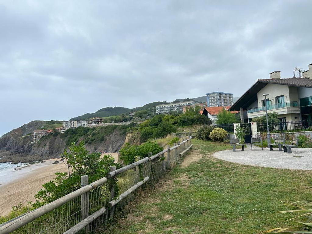 Bakio Beach House Екстер'єр фото